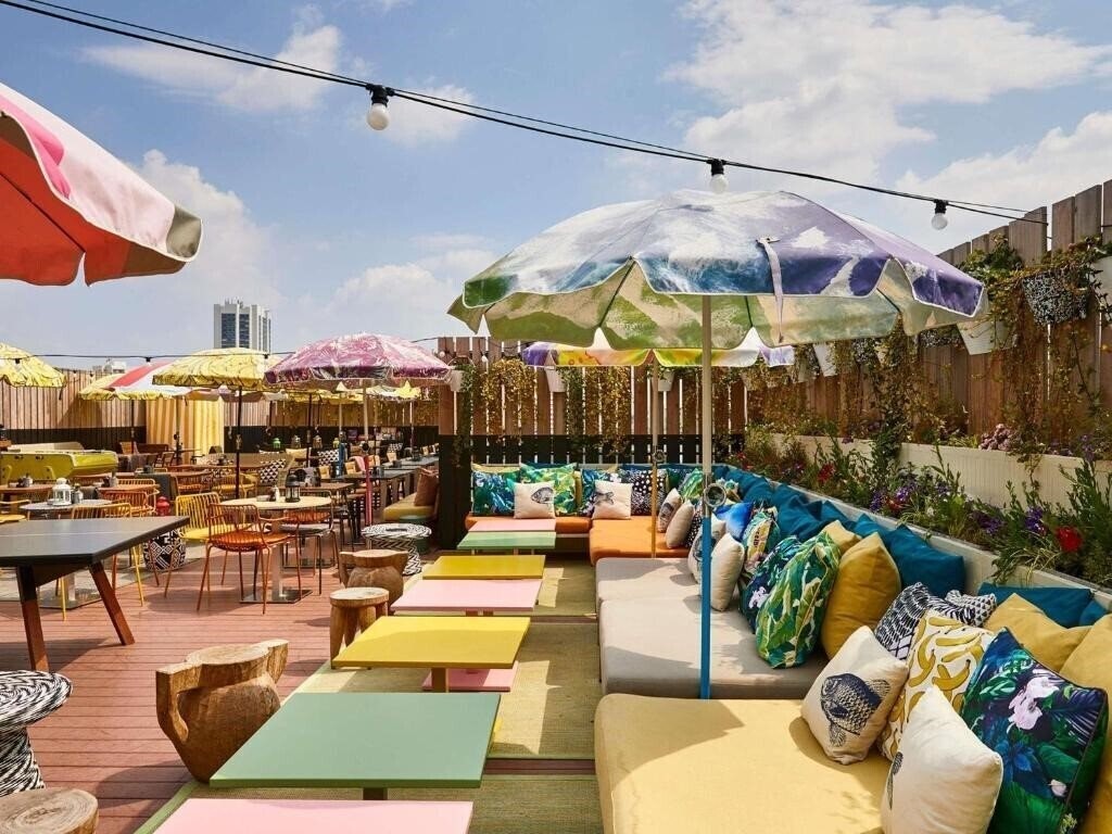 Отель Mama Shelter Paris East 2*