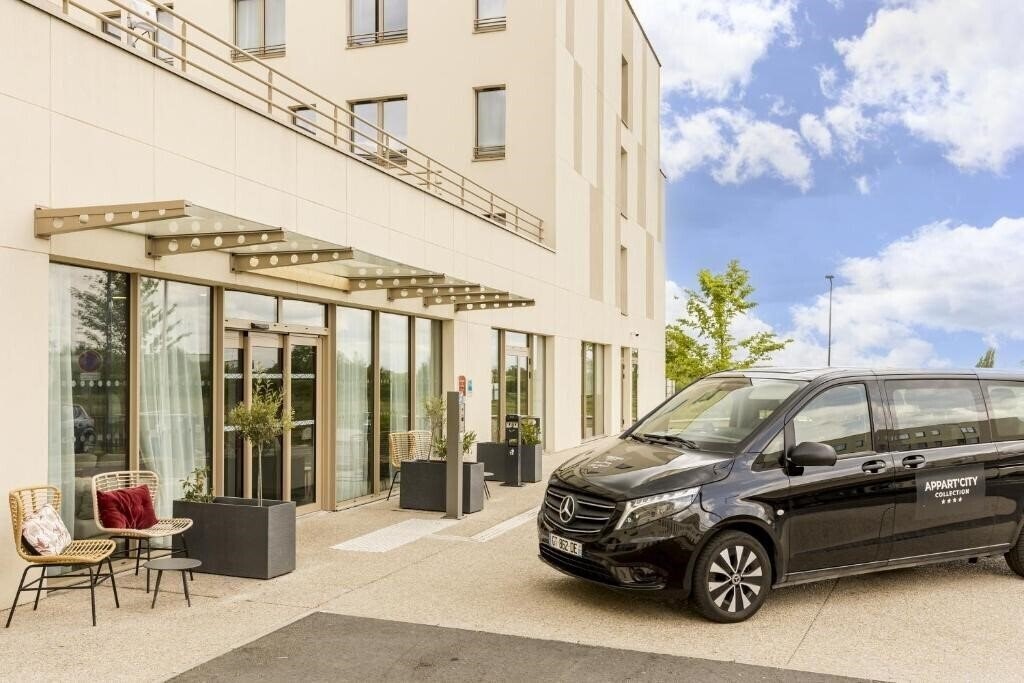 Готель Appart'City Collection Paris Roissy CDG Airport 4*
