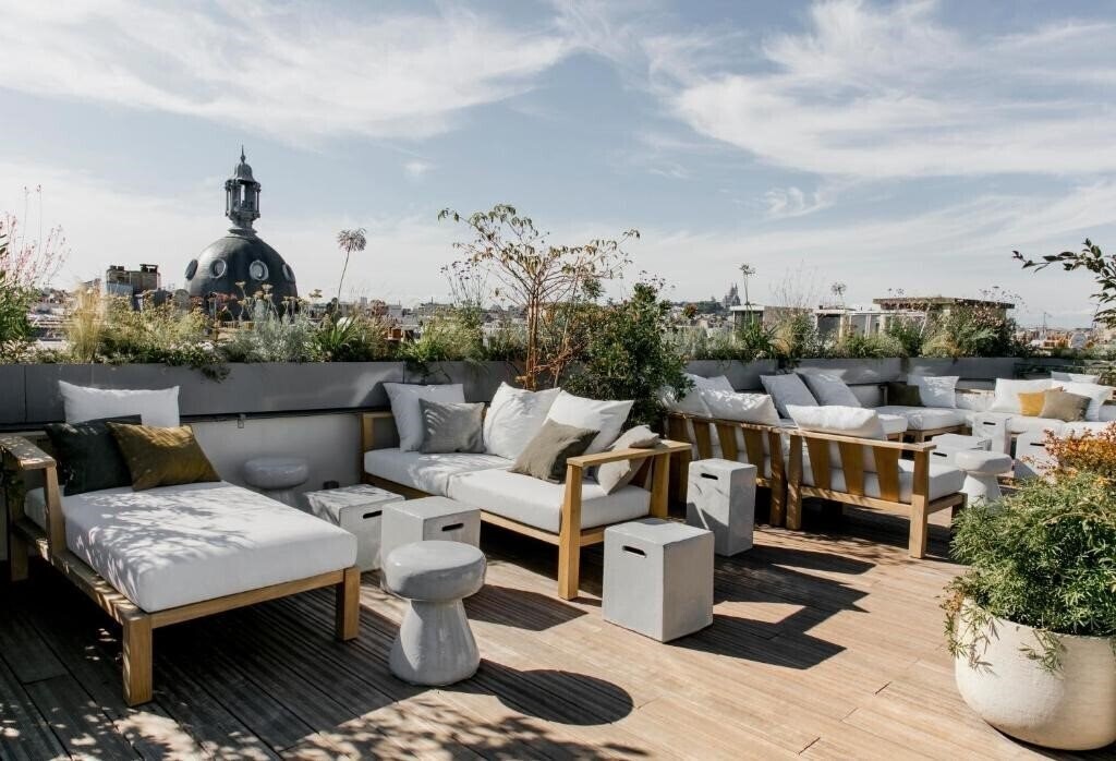 Территория National des Arts & Metiers 4*
