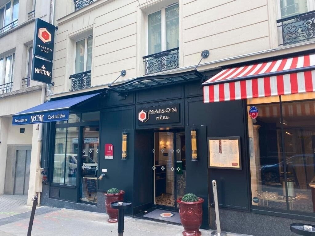 Отель Maison Mere 4*