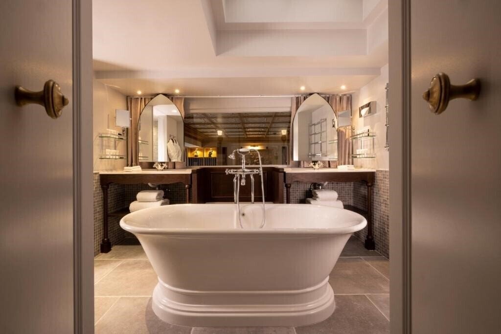 Фотография Maison Cardinal Furstemberg 5*