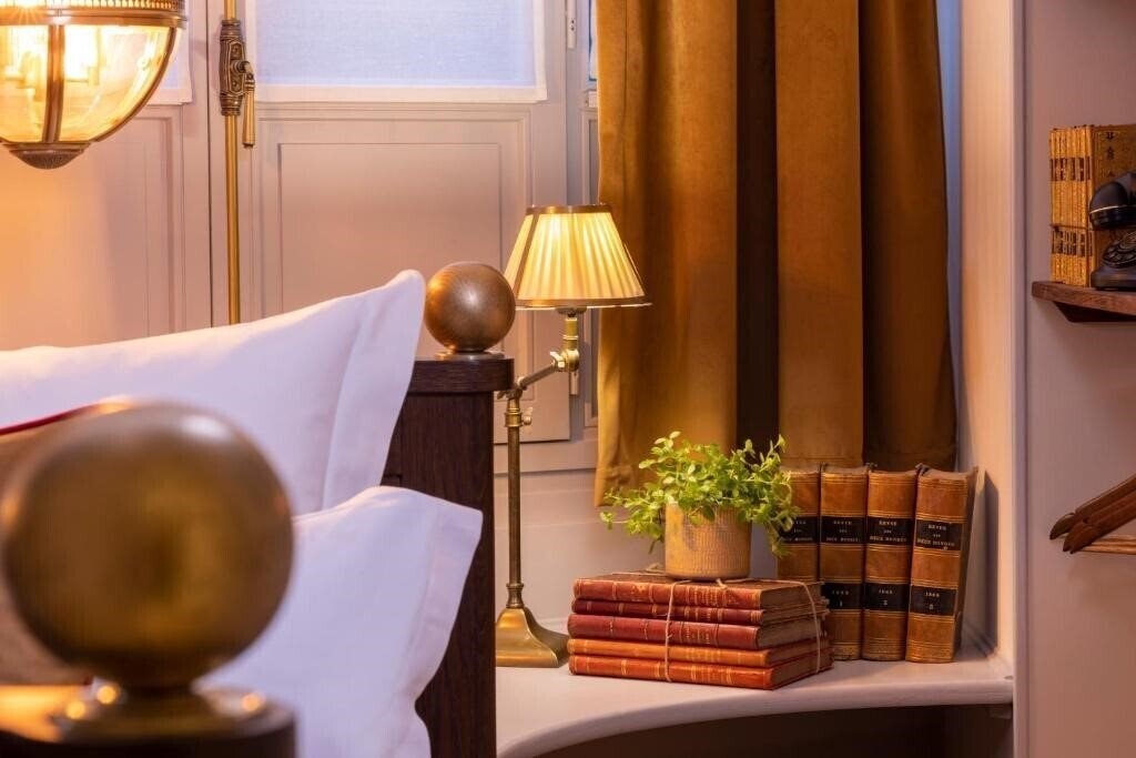 Территория Maison Cardinal Furstemberg 5*