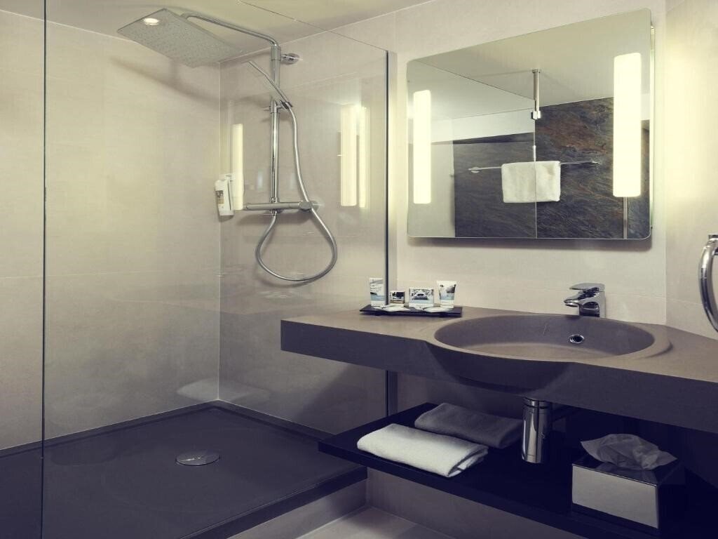 Панорама Mercure Paris Porte de Pantin 4*