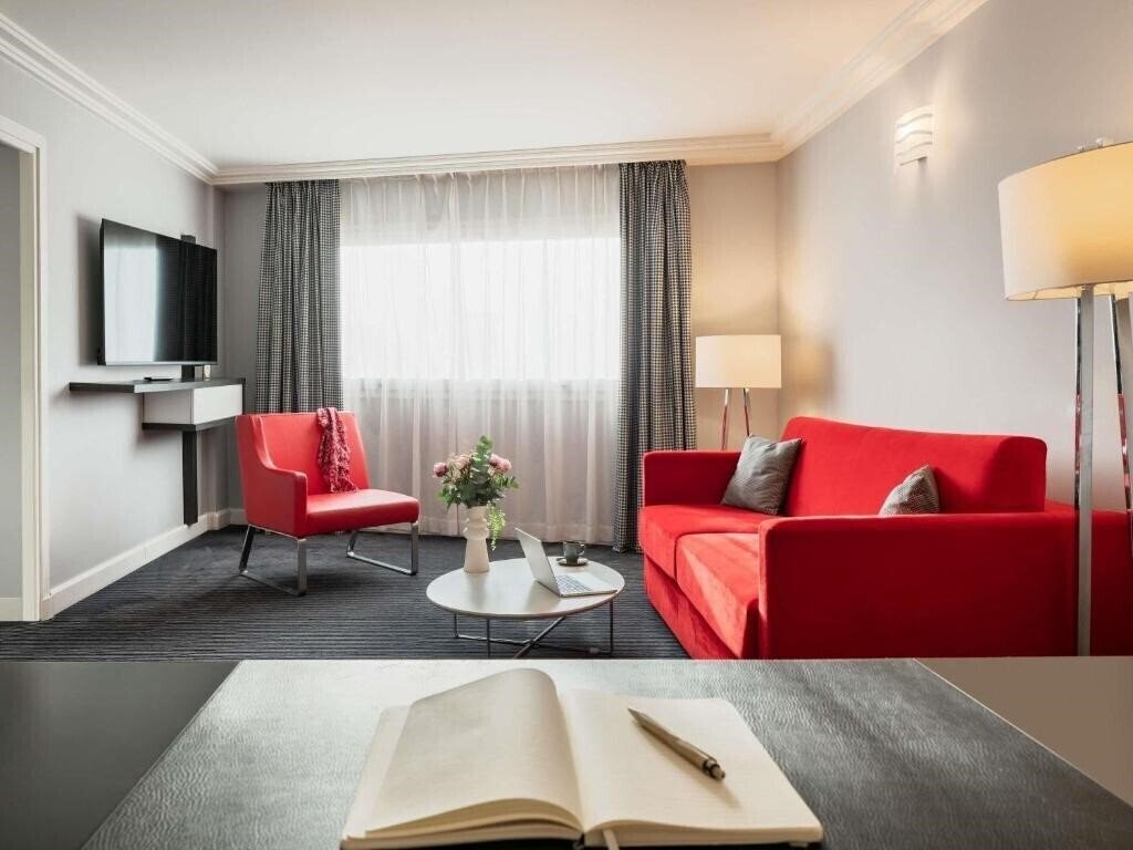 Панорама Mercure Paris CDG Airport 4*