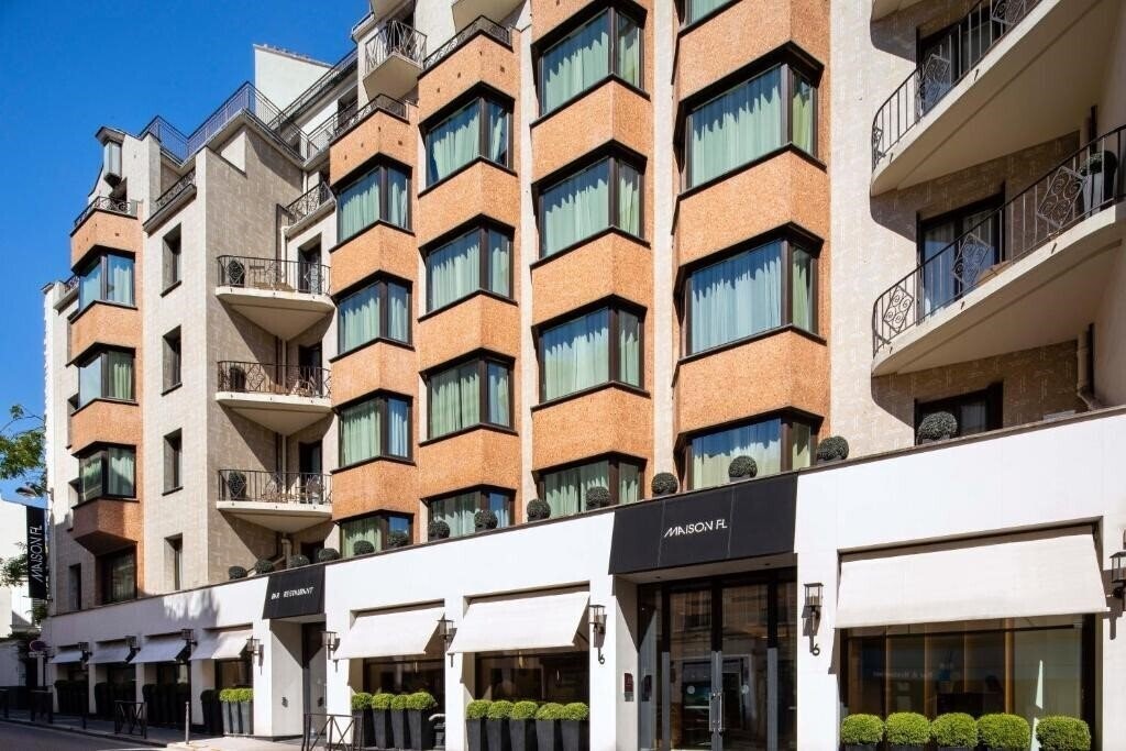 Отель Maison FL 4*