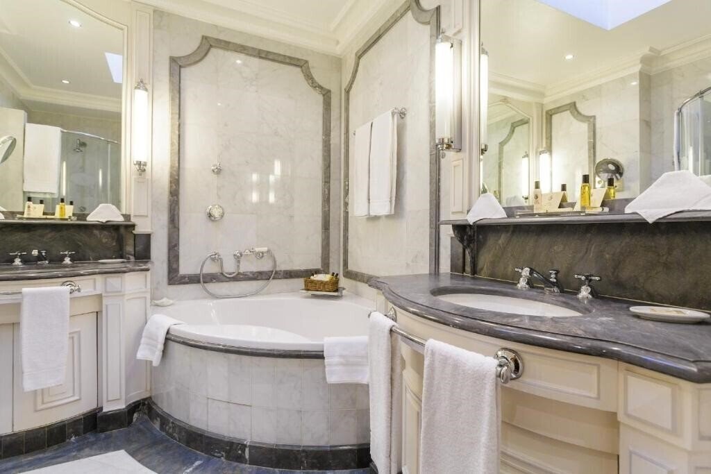 Апартаменты Luxembourg Parc 4*