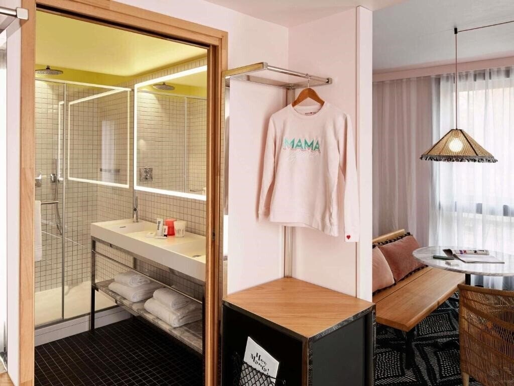 Фотография Mama Shelter Paris West 3*