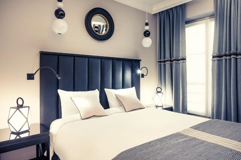 Фото Mercure Paris Arc de Triomphe Wagram Hotel 4*