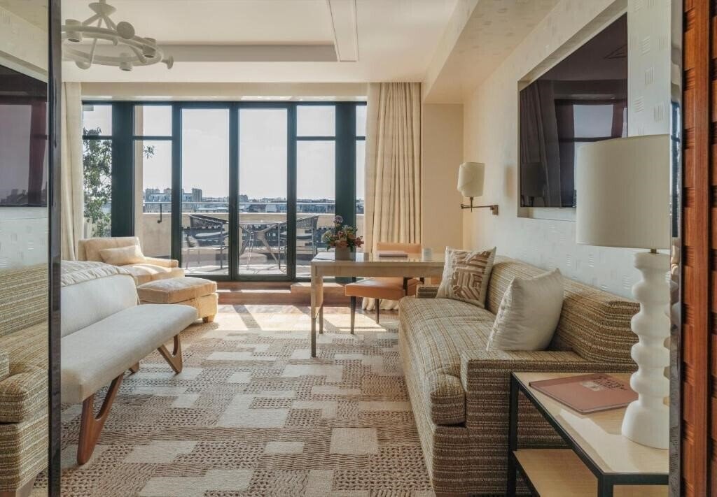 Вид Cheval Blanc Paris & Dior SPA Cheval Blanc Paris 5*
