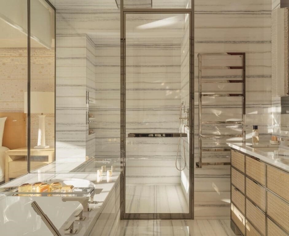 Территория Cheval Blanc Paris & Dior SPA Cheval Blanc Paris 5*