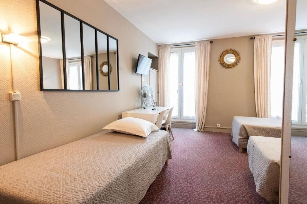 Фото Grand Hotel de Paris 3*