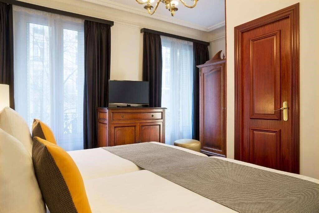 Апартаменты Melia Paris Champs Elysees 4*