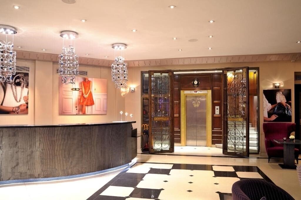 Вид Edouard 7 Paris Opéra 4*