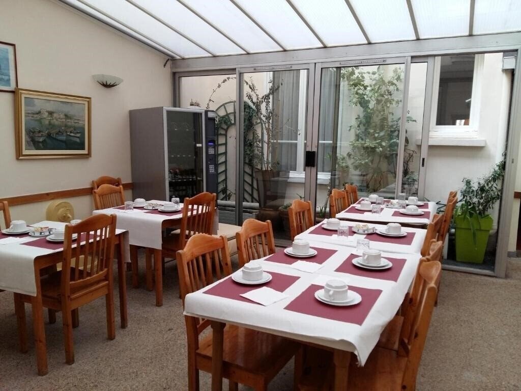 Територія Hotel du Roi Rene 2*