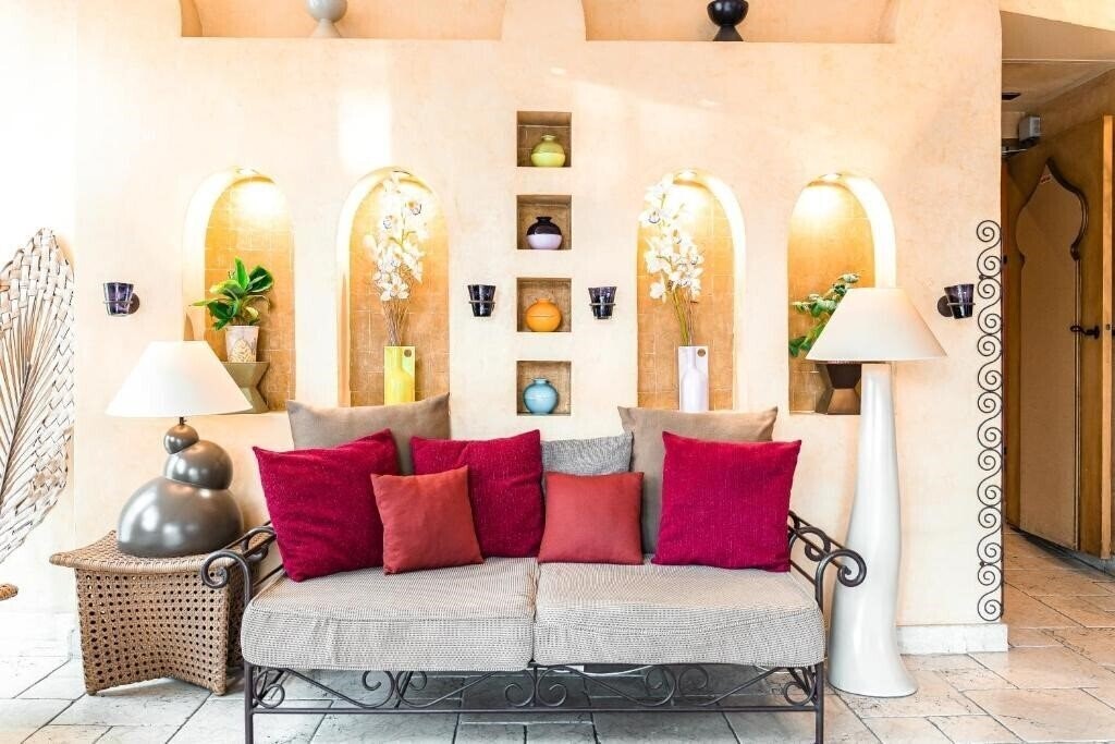 Отель Villa Royale Montsouris 3*