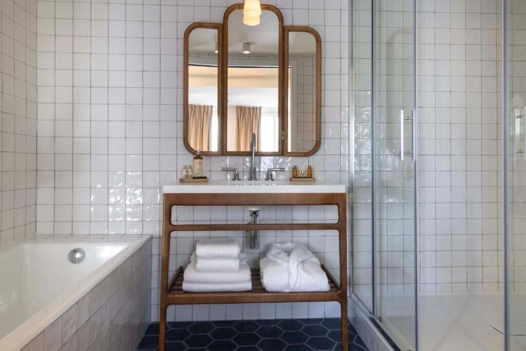 Картинка Louvre Montana 3*