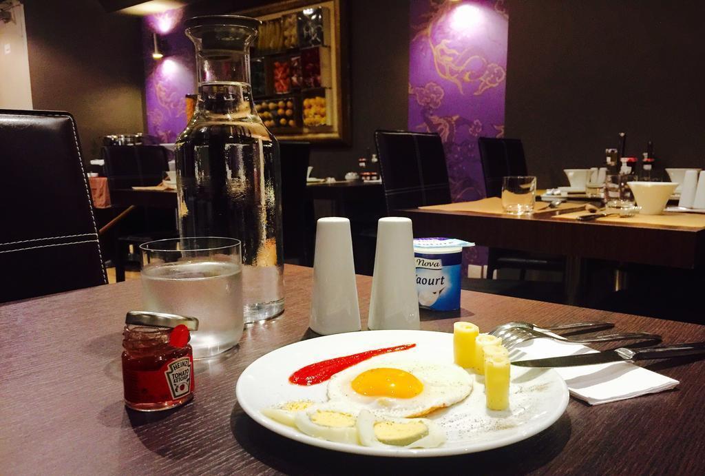 Вид Opera Frochot 3*