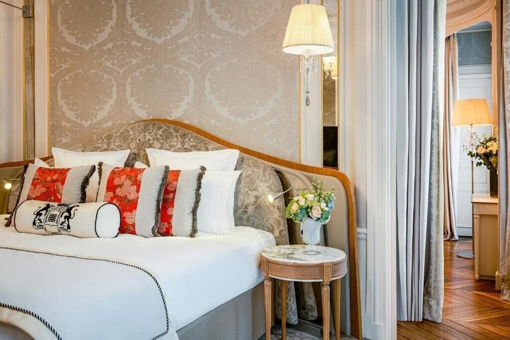 Панорама Westminster Opera Paris 4*