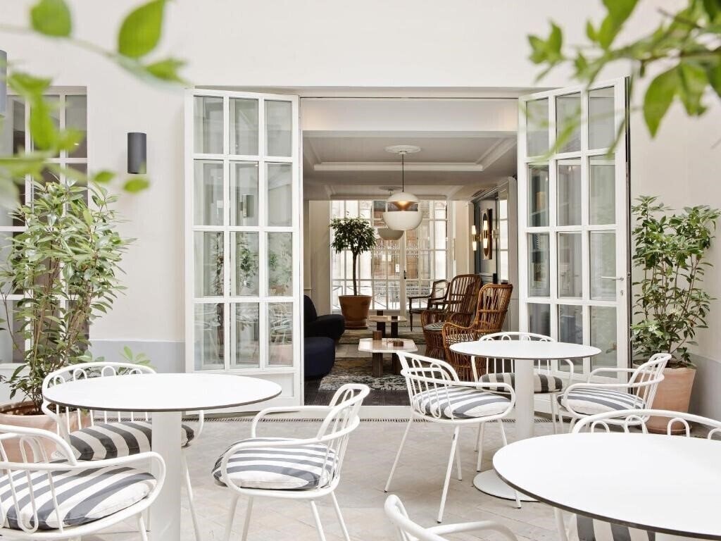 Вид New Hotel La Fayette 3*