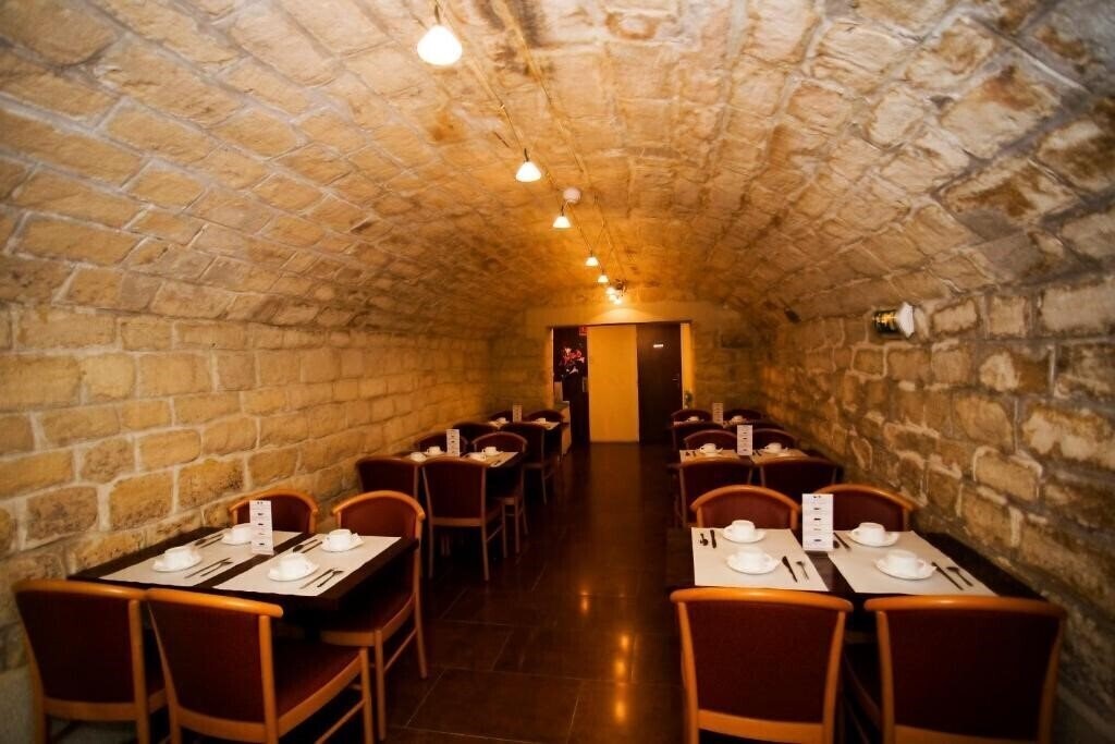 Вид 121 Paris Hotel 3*