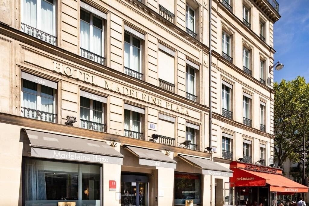 Апартаменты Madeleine Plaza 4*