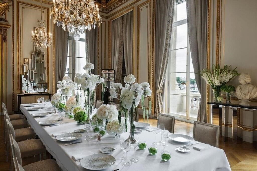 Картинка De Crillon 4*