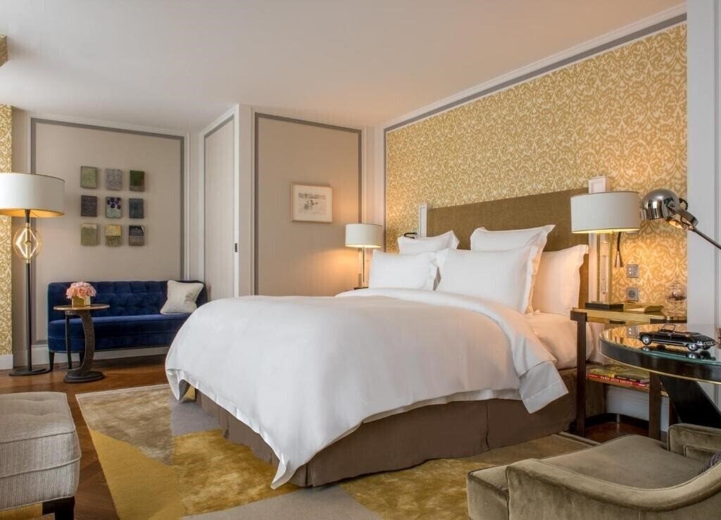 Апартаменты De Crillon 4*