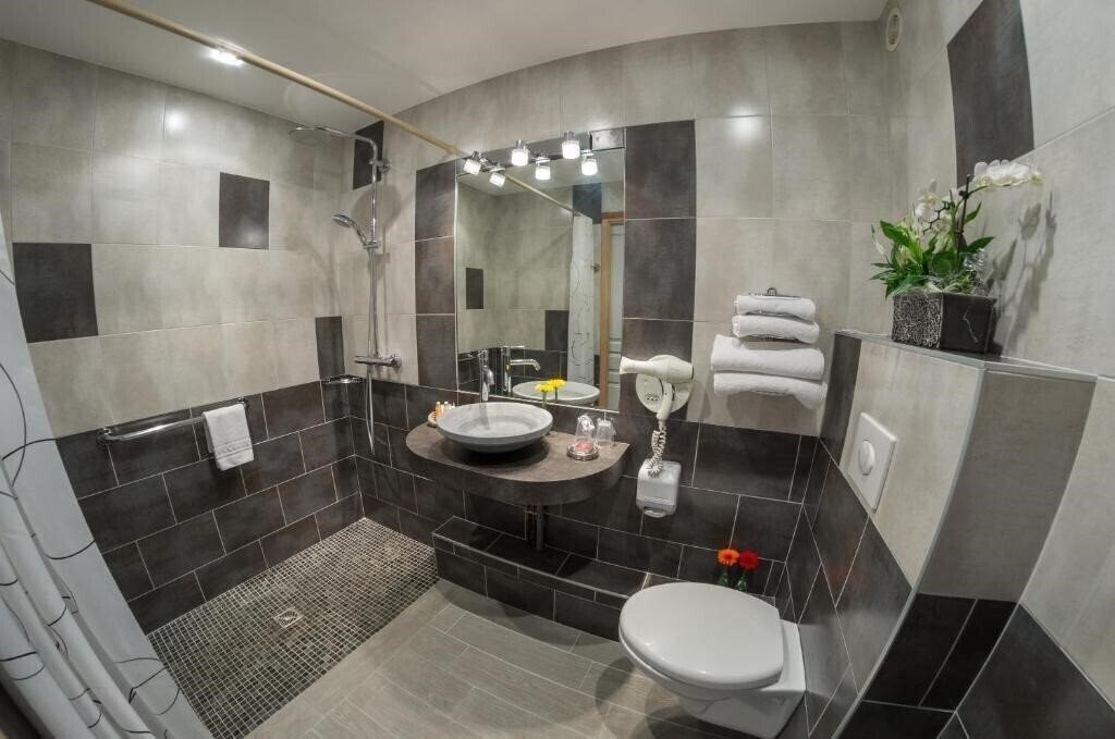 Панорама Avantici Hotel Gap 3*