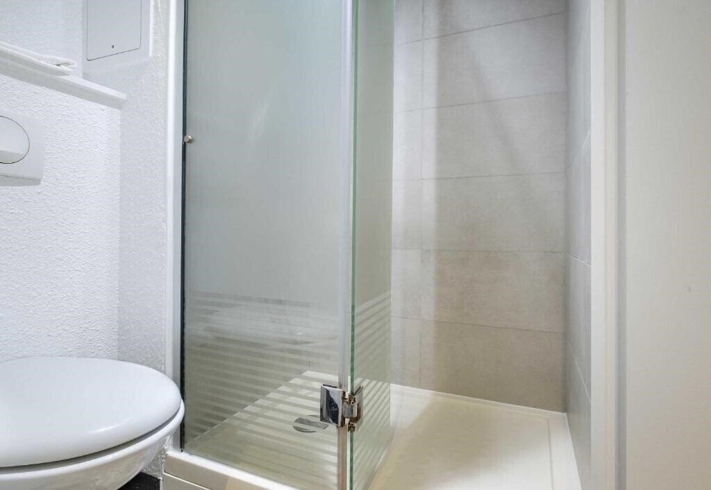 Вид B&B Hotel Cannes Mouans Sartoux 2*