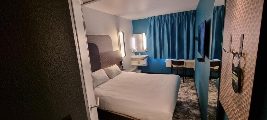 Територія B&B Hotel Cannes Mouans Sartoux 2*