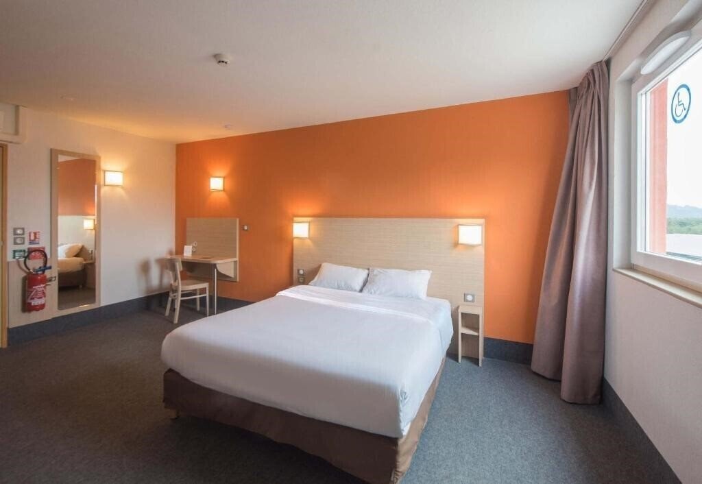 Фотографія B&B Hotel Gap 2*