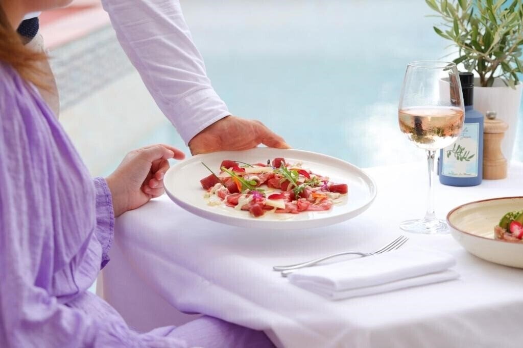 Панорама Domaine De L'Astragale 4*