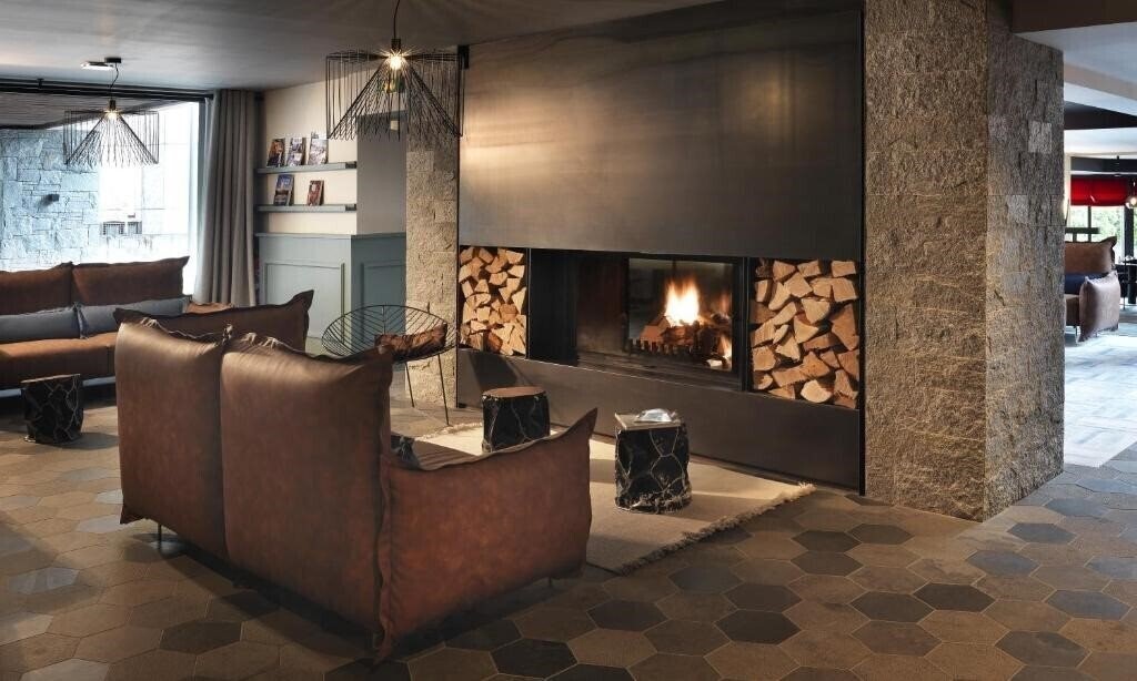 Панорама Chalet Hotel le Prieure & SPA (ex. Le Prieure) 4*