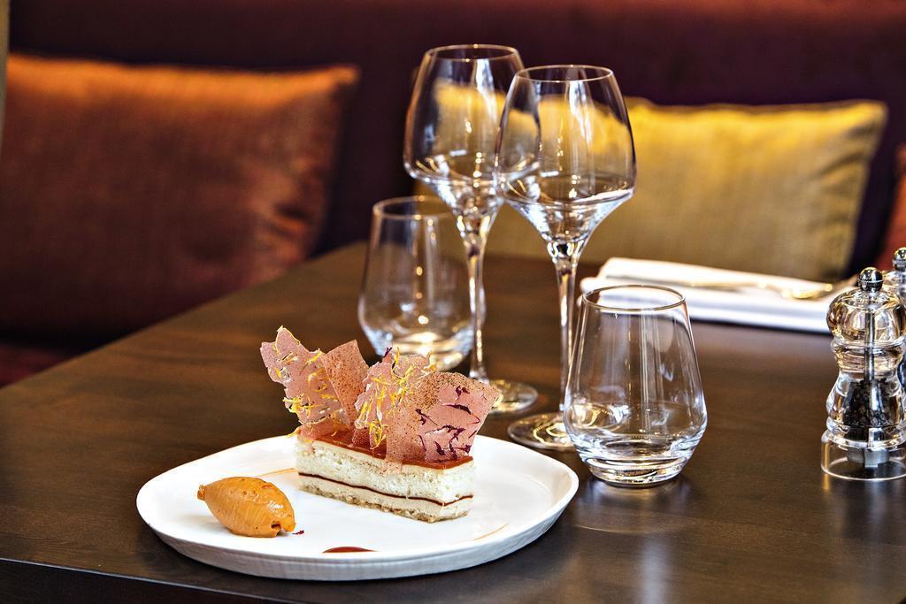 Територія Sofitel Strasbourg Grande Ile 4*