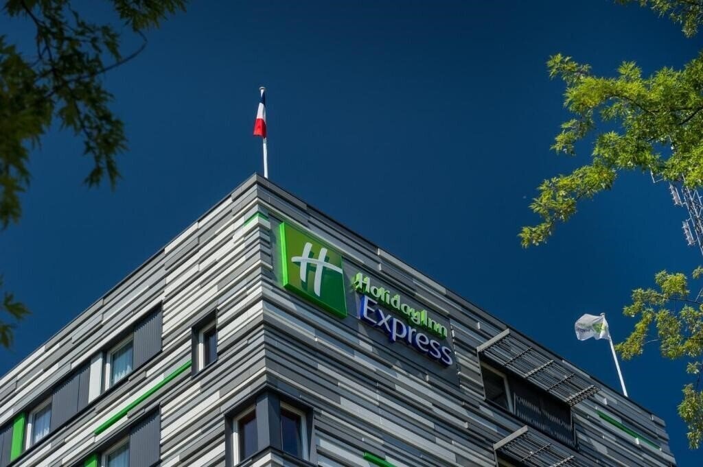 Панорама Holiday Inn Express Strasbourg - Sud 3*