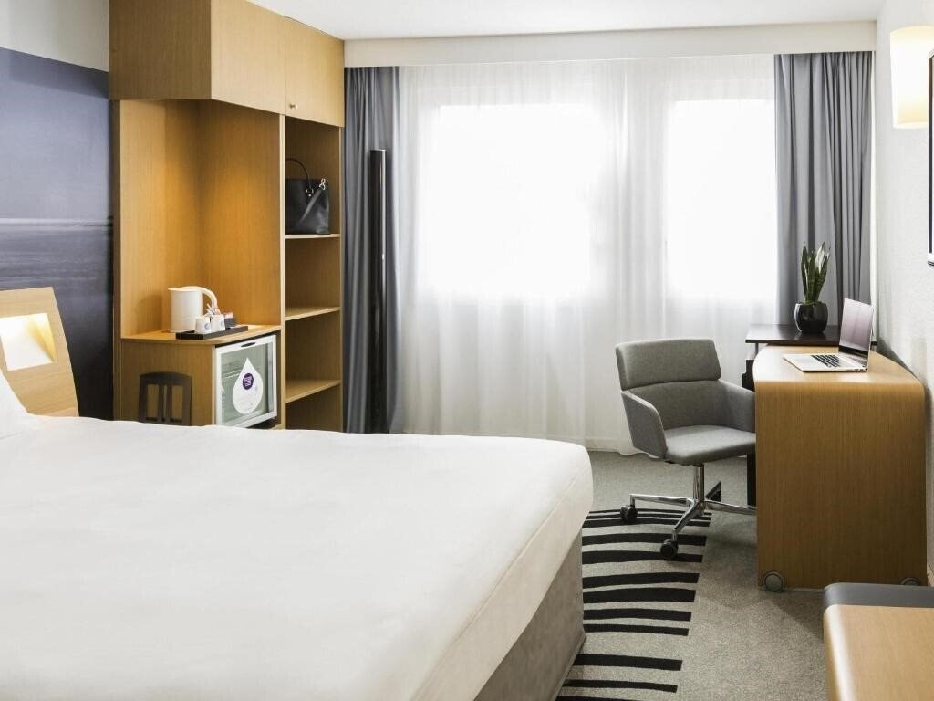 Апартаменти Novotel Strasbourg Centre Halles 3*