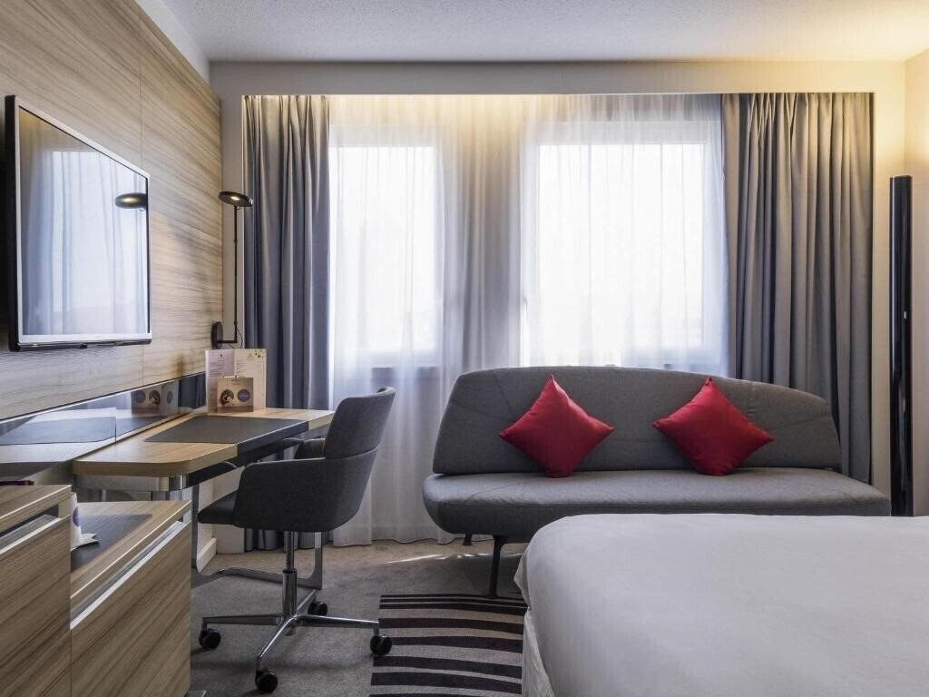 Панорама Novotel Strasbourg Centre Halles 3*