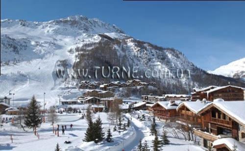 Отель Les Chalets Du Laisinant 3*