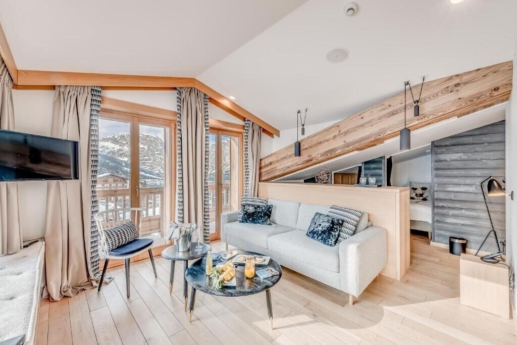 Картинка Le Yule 5*