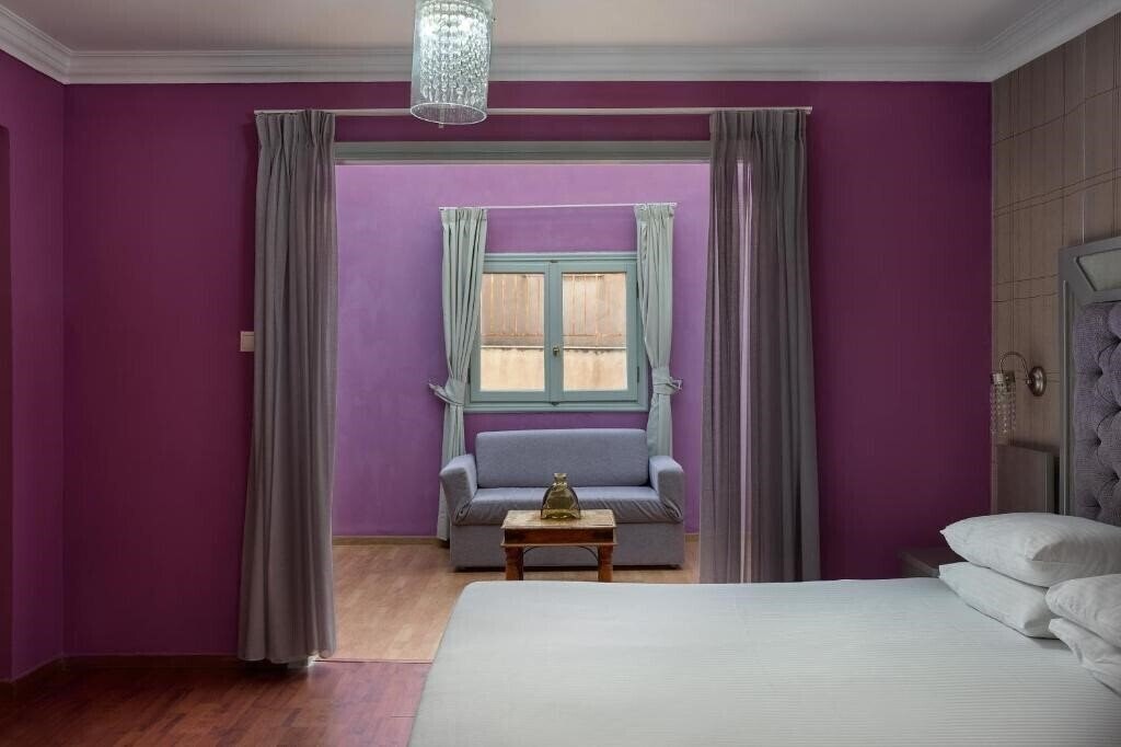 Вид Delphi Art Hotel 3*