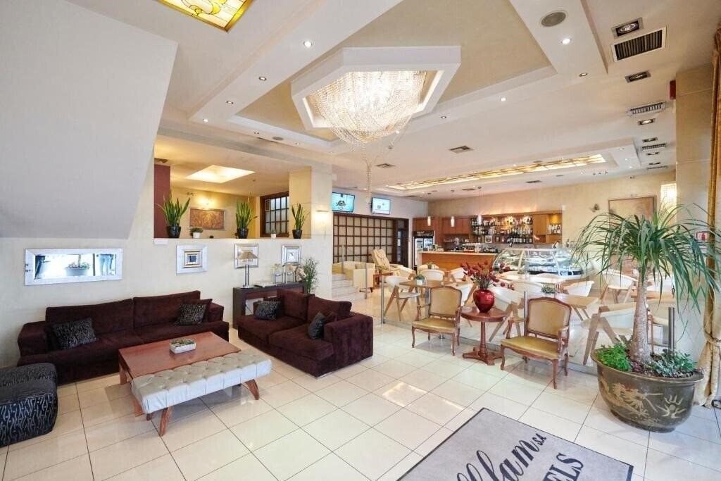 Зображення Crystal City 3*