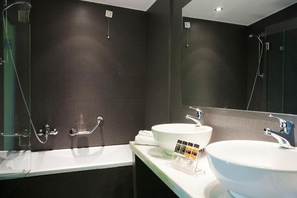 Территория Athens Center Square 3*