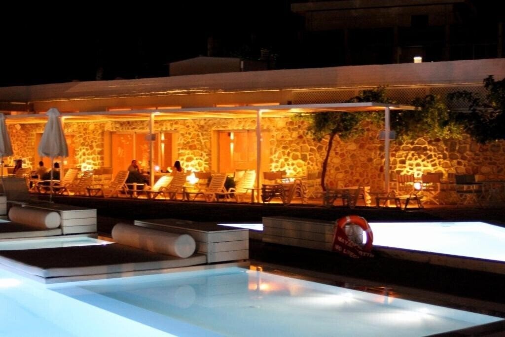 Вид Marathon Beach Resort 3*