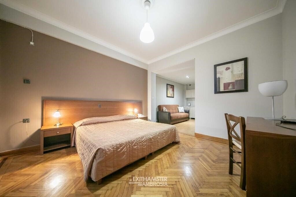 Панорама Ambrosia Hotel Suites & Aparts 4*