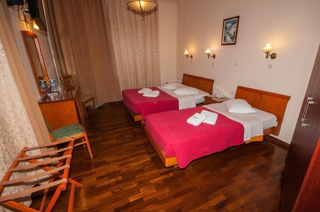 Вид Cecil Hotel 2*