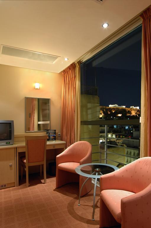 Территория Best Western Amazon Hotel 3*