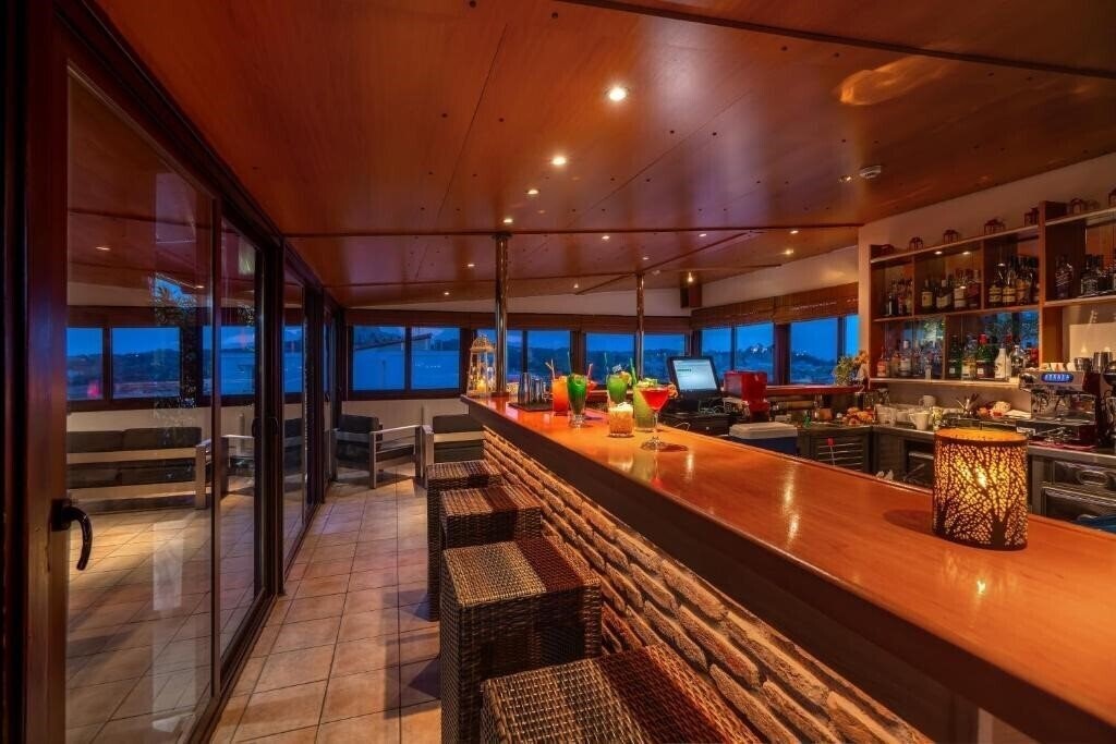 Фотографія Attalos Hotel 3*