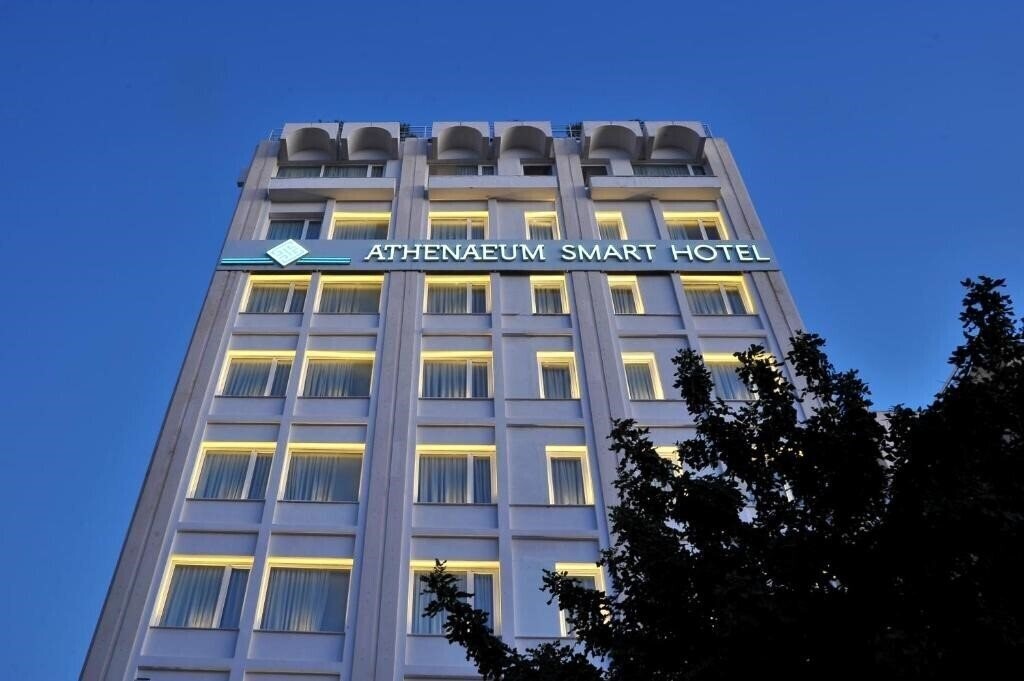 Готель Athenaeum Smart Hotel 4*