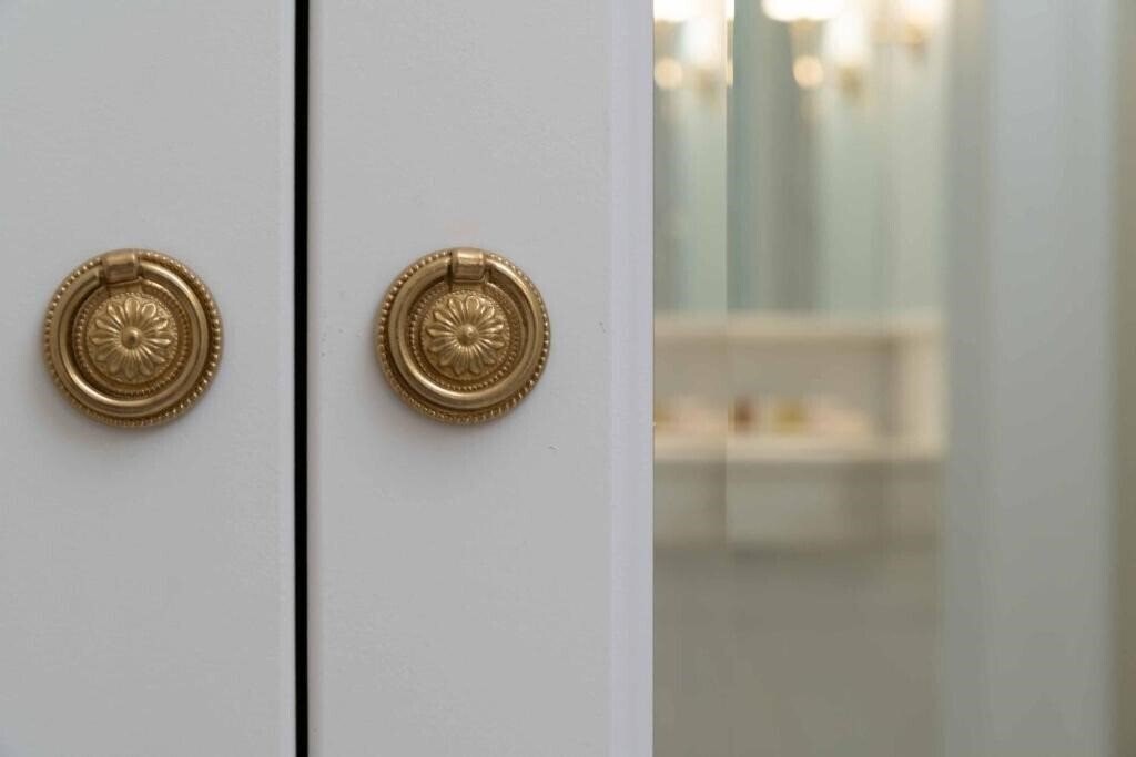 Панорама Noble Suites 3*