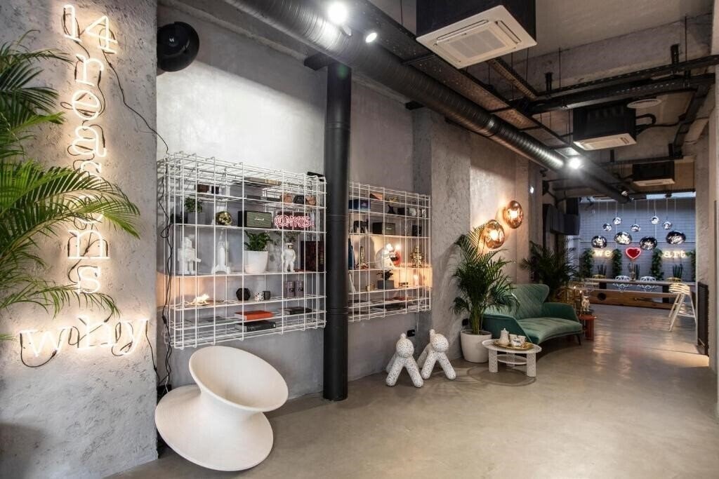 Панорама 14 Reasons Why 3*